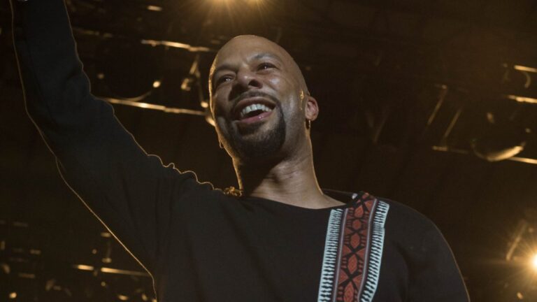 Common « Privilégié » recevra le prix du nouveau venu au gala du Black Theatre United