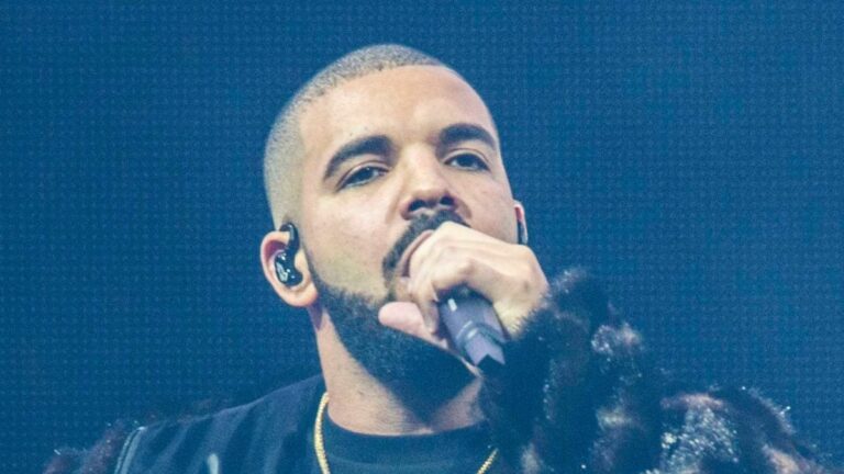 Drake balaie les catégories de rap aux Billboard Music Awards 2023