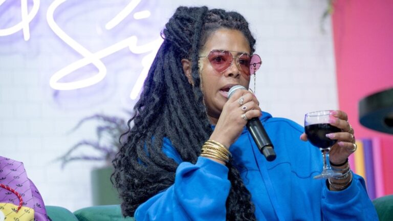 Kelis est impliqué dans un accident de camping-car – mais en fait un moment de « mode catastrophe »