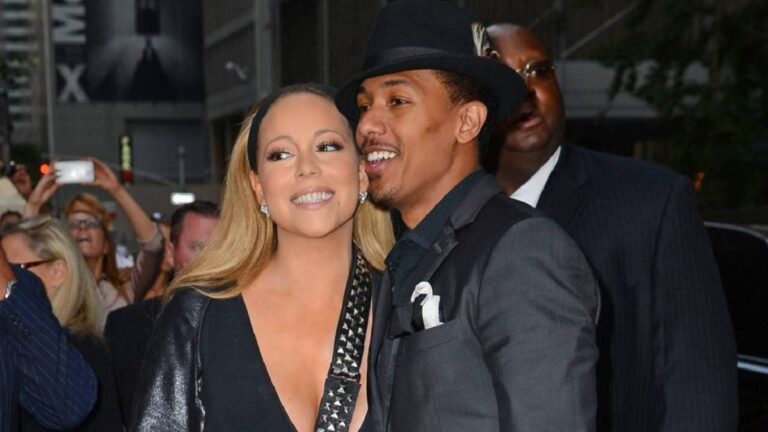 Le fils de Nick Cannon et Mariah Carey fait ses débuts dans le rap lors du spectacle de Noël de sa mère
