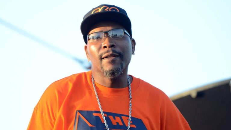 Le rappeur C-Knight de Dove Shack est mort à 52 ans après avoir été retiré du système de réanimation