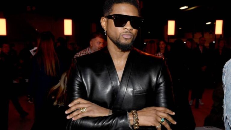 Usher rend hommage au regretté batteur Aaron Spears : « Cette poche ne ressemblait à aucune autre »