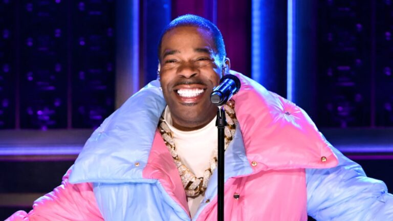 Busta Rhymes et ses enfants « incroyablement talentueux » interprètent « Legacy » dans « The Tonight Show »