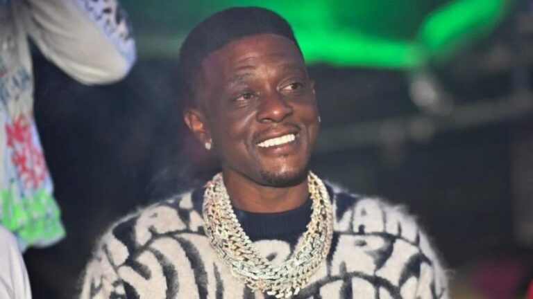 Boosie Badazz trouve un moyen créatif d&rsquo;éviter des frais de service de 5 000 $ liés à Noël