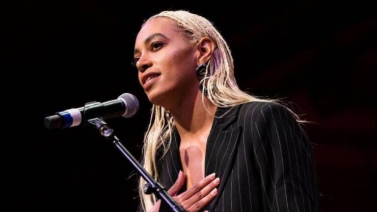 Le fils de Solange, Julez Smith, suscite l&rsquo;indignation face à la fuite d&rsquo;une sex tape