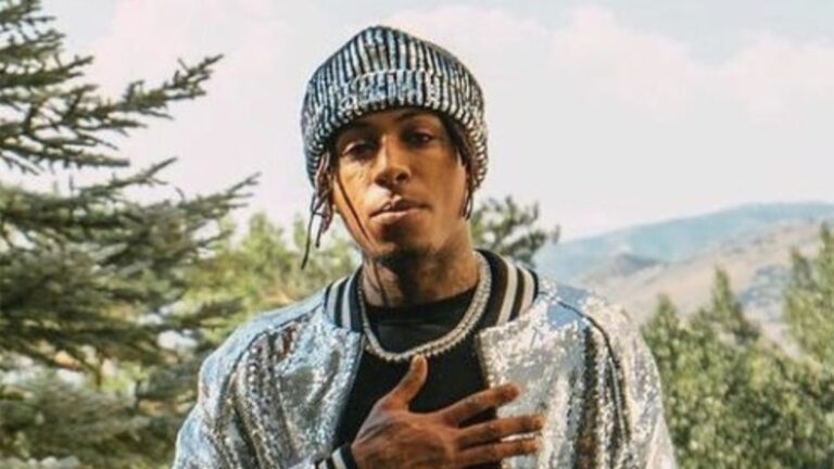 NBA YoungBoy bénit sa famille avec de l&rsquo;argent de Noël parce qu&rsquo;ils l&rsquo;ont rendu « heureux »