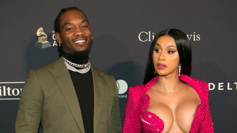 Cardi B présente de la nouvelle musique à Miami alors qu&rsquo;elle fait la fête avec son ex Offset