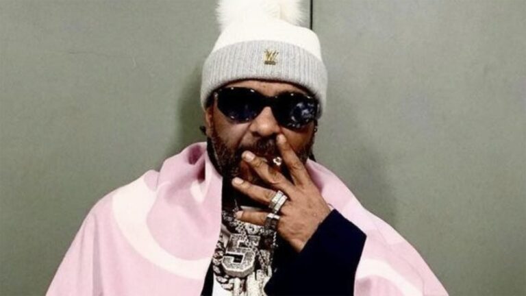 Jim Jones lance un défi de 100 000 $ à ses pairs du rap : « I Want Smoke Bad »