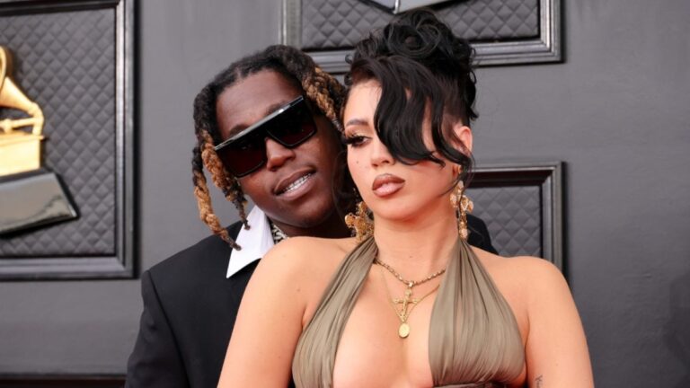 Kali Uchis révèle qu&rsquo;elle et Don Toliver attendent leur premier enfant ensemble