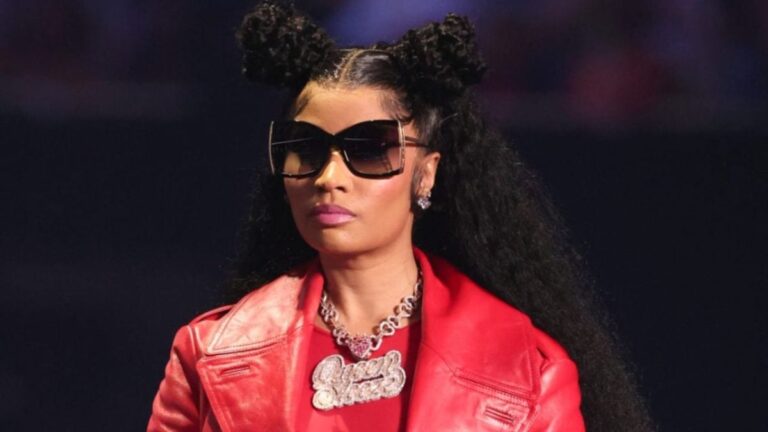 Nicki Minaj refuse de jouer le single « Starships » : « Je n&rsquo;aime pas ça »