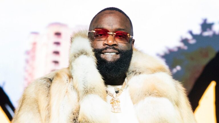 Rick Ross rénove son manoir de Miami Beach : « Voilà à quoi ressemble une maison de 50 millions de dollars »