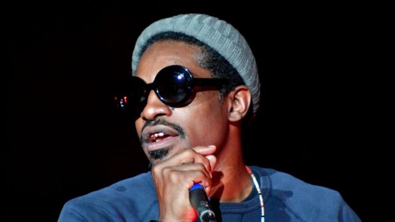 André 3000 dit que son changement de cap vers le rap n'était pas prévu : « C'est juste arrivé »
