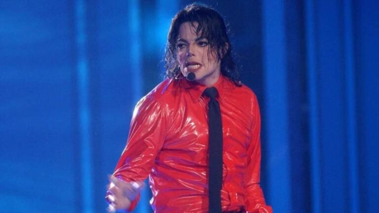 Le fils de Michael Jackson conteste la succession couvrant les frais juridiques de grand-mère dans le cadre d'un litige concernant le catalogue
