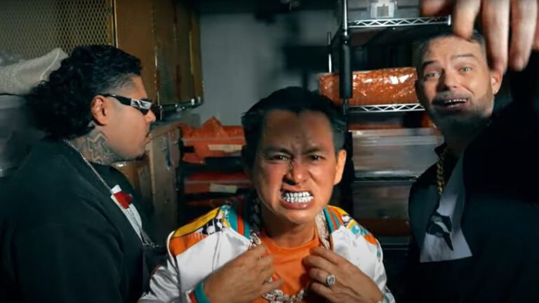 Paul Wall et cet OT mexicain gardent les choses simples tout en célébrant la richesse dans « Covered In Ice »