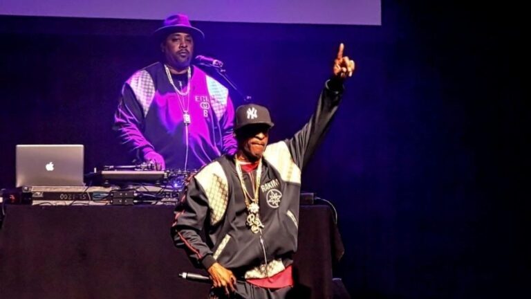 Eric B. et Rakim ont une réaction surprise au snobisme du Temple de la renommée du rock & roll