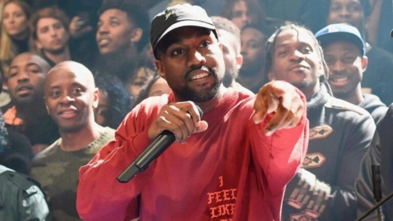 Le procès de Kanye West par un ancien employé de la Donda Academy allègue « l'antisémitisme et l'amour hitlérien »
