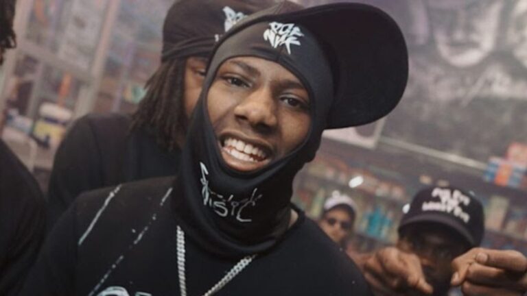 Le rappeur de Chicago PGF Nuk arrêté pour un double détournement de voiture présumé le même jour