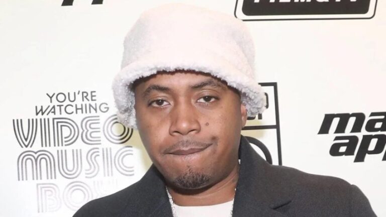 Nas fait l'éloge de ses collaborateurs tout en célébrant le 30e anniversaire de « Illmatic »