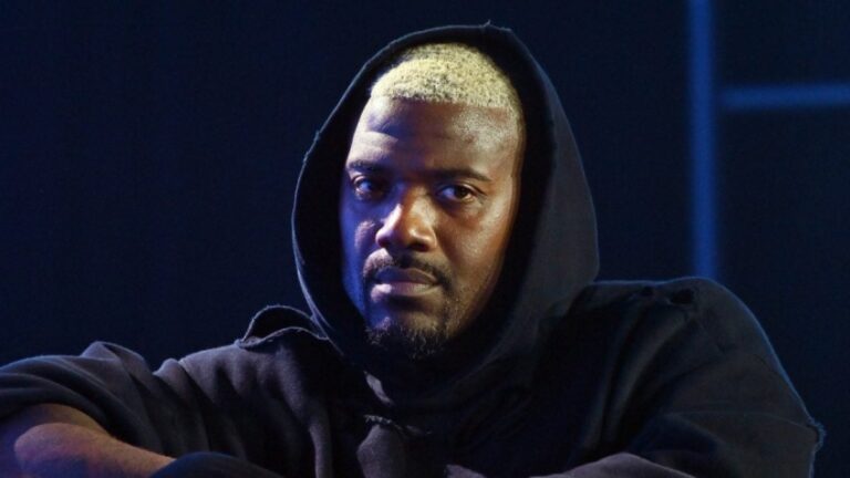 Ray J révèle que ses tatouages ​​​​bizarres sur le visage n'étaient que temporaires
