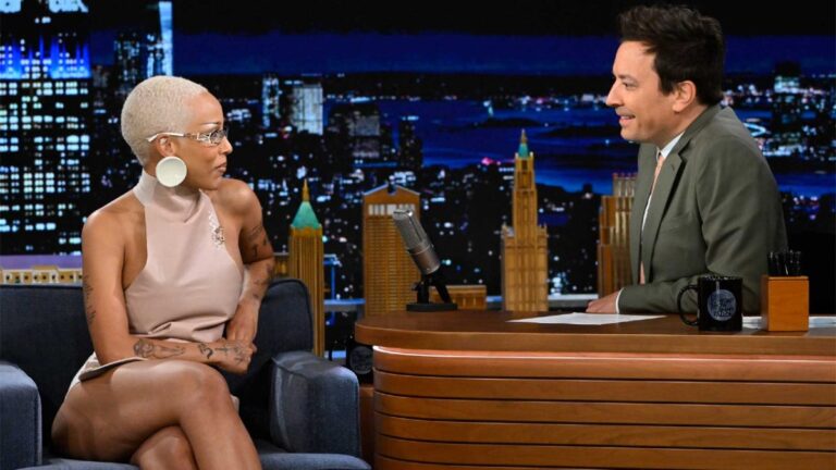 Doja Cat transforme temporairement Jimmy Fallon en l'un de ses danseurs suppléants