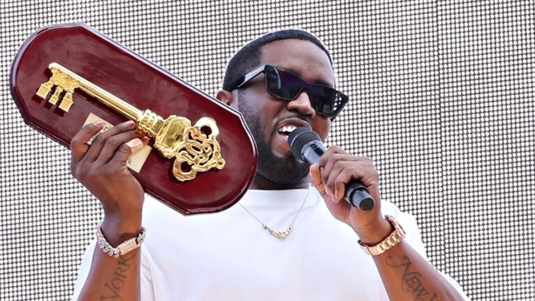 Diddy pourrait devenir la première personne à se voir retirer la clé de la ville de New York
