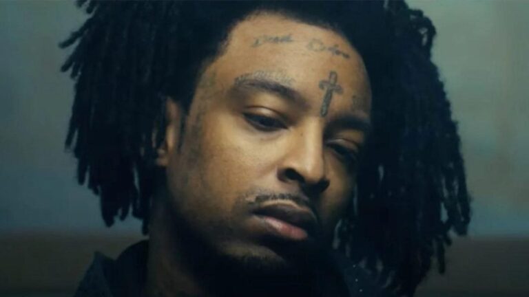 21 Savage explique l'histoire horrible derrière la cicatrice du visage