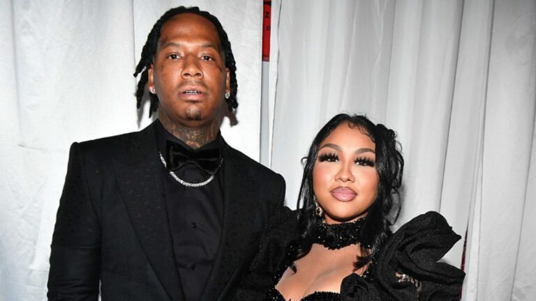 Ari Fletcher, la petite amie de Moneybagg Yo, accuse sa petite maman de la traquer et de la harceler