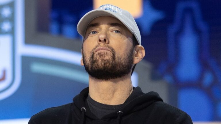 Eminem va sortir un « Houdini » sur son nouveau single : « Je vais faire disparaître ma carrière »