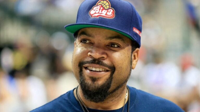Ice Cube signe un accord de 10 millions de dollars alors que la BIG3 League vend sa première équipe de franchise