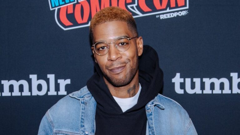 Kid Cudi subit une deuxième opération chirurgicale pour un pied cassé après une vilaine chute à Coachella