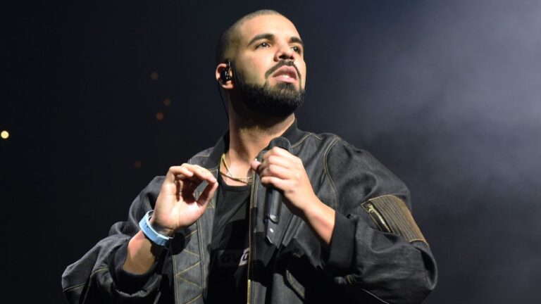 Le manoir de Drake à Toronto suscite encore plus de drames alors qu'un homme tente d'entrer par effraction dans la propriété