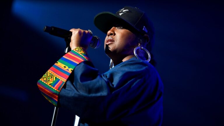 Rapsody dévoile l'itinéraire de la tournée nord-américaine et européenne « Please Don't Cry »
