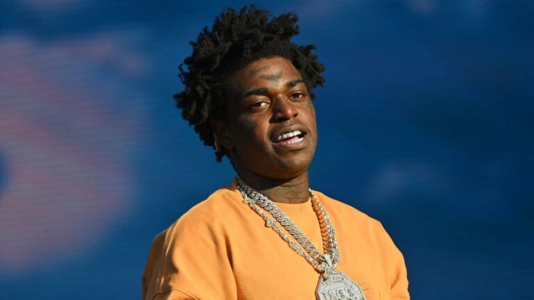 Kodak Black répond aux insultes « laides » : « Ils peuvent m'embrasser le cul »