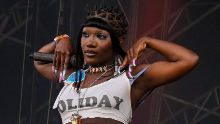 Doechii dit qu'elle se sent plus « comprise » par les personnes queer que par la communauté hip hop