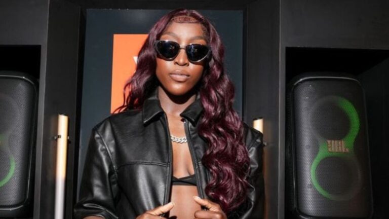 Flau'jae révèle la pochette de son premier album : « Ce projet va changer ma vie »