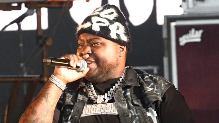 Sean Kingston a été condamné à une prison de Floride avec une caution de 100 000 $ après une arrestation pour fraude et vol