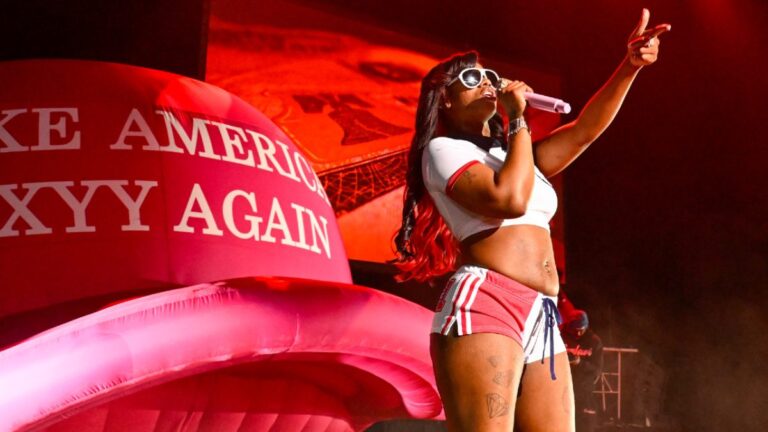 Sexyy Red se distancie de Donald Trump après la réaction du chapeau MAGA