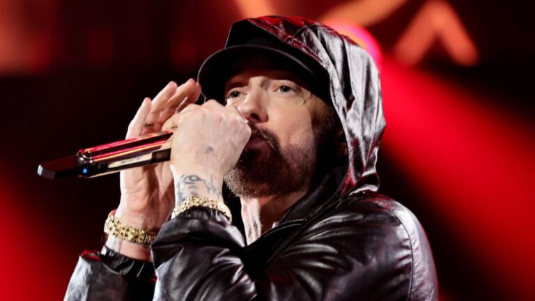 Eminem laisse ses fans en larmes avec une chanson déchirante pour sa fille Hailie Jade