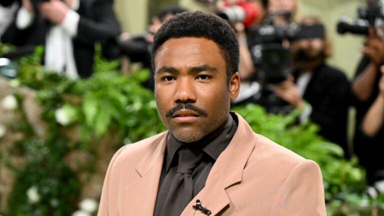 Childish Gambino continue de lutter pour ses ventes avec « Bando Stone & The New World »