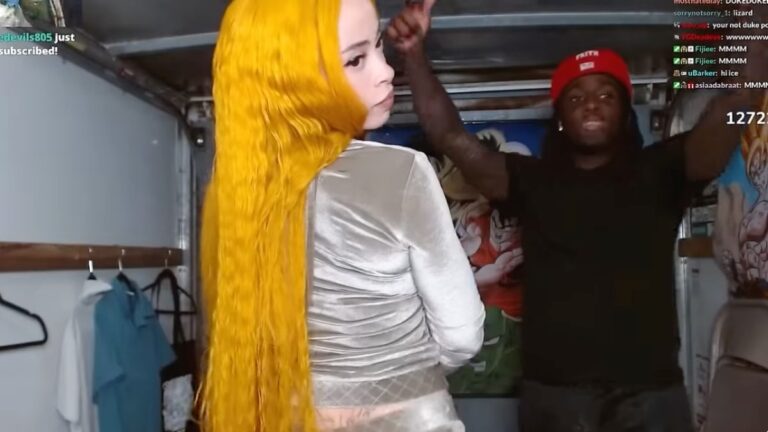 Ice Spice choisit de twerker pour son « freestyle » en streaming avec Kai Cenat