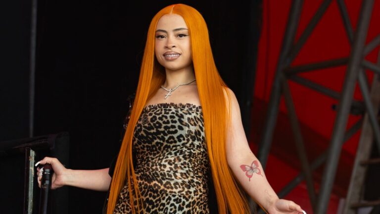Ice Spice dévoile un nouveau morceau sur la façon de se venger d'un petit ami infidèle