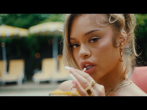 Vidéo Youtube - Latto annonce son nouvel album « Sweet Honey Iced Tea » avec une bande-annonce inspirée de « ATL » remplie de stars