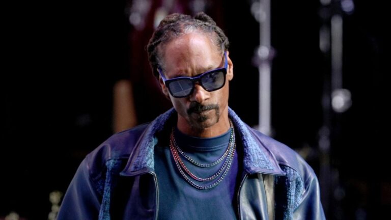 Snoop Dogg pleure la mort de son cousin Joe Cool qui a dessiné la couverture de « Doggystyle »