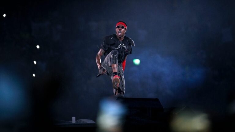 Travis Scott gagne beaucoup d'argent lors des premiers spectacles européens de la tournée Circus Maximus