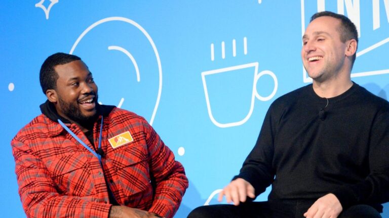 Meek Mill défendu par Michael Rubin contre les accusations d'homosexualité : « Il n'y a pas une once d'homosexualité dans son corps »
