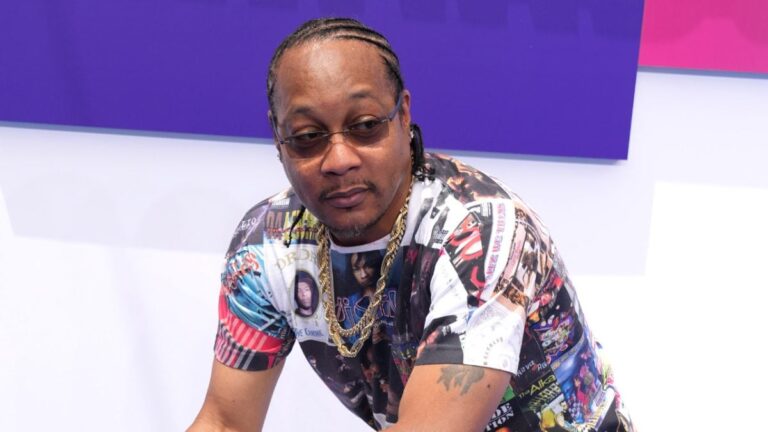 DJ Quik menace de poursuivre Instagram et d'autres applications de médias sociaux pour avoir « violé » ses droits