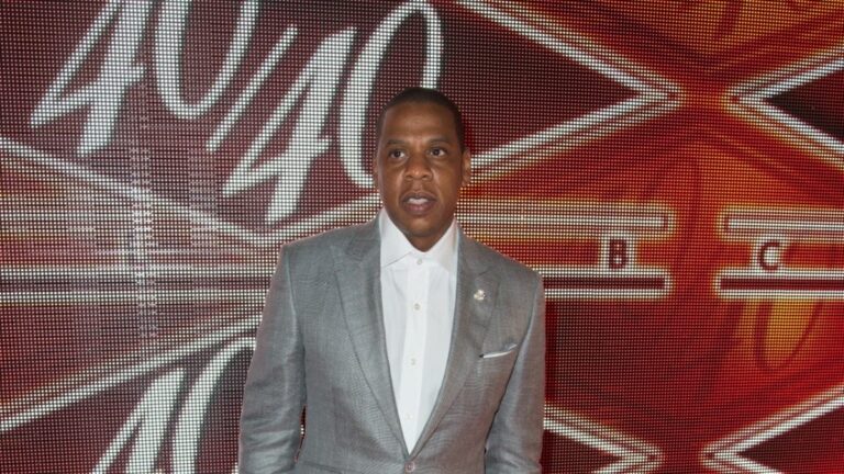JAY-Z rouvre le légendaire club 40/40 dans un nouvel emplacement à New York