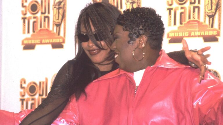 Missy Elliott rend hommage à Aaliyah à l'occasion de l'anniversaire de sa mort : « Tu ne seras jamais oubliée »