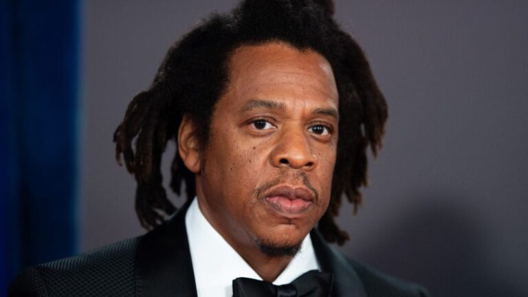 Roc Nation, le groupe de Jay-Z, annonce une nouvelle fusion dans le cadre du remaniement de son label