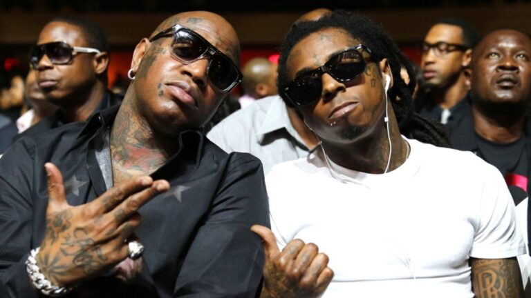 Birdman intervient dans le débat du Super Bowl autour de Lil Wayne : « Je vais les forcer à nous respecter »